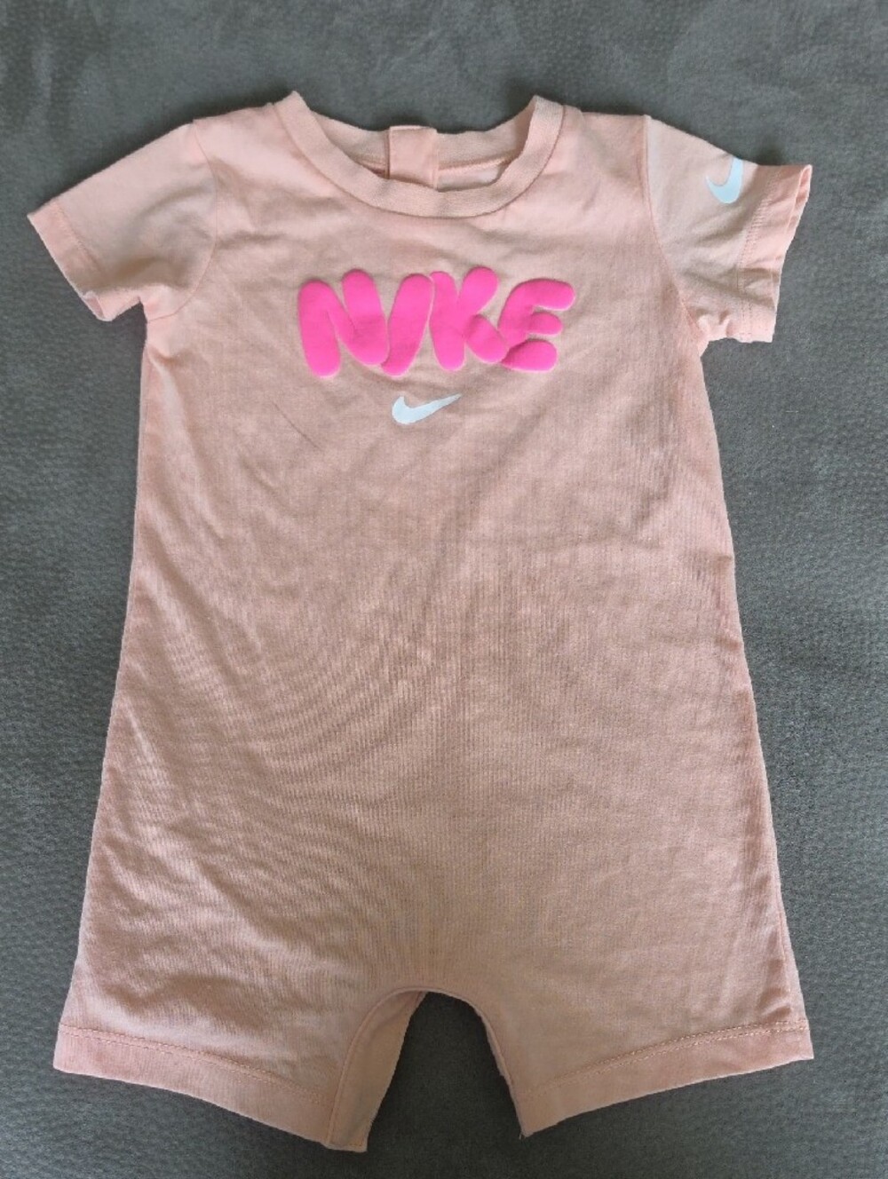 Nike Rompers - Picture 2 of 6